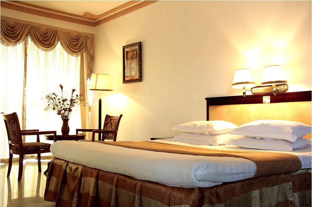 Hotel Sojovalo คัมพาลา ภายนอก รูปภาพ