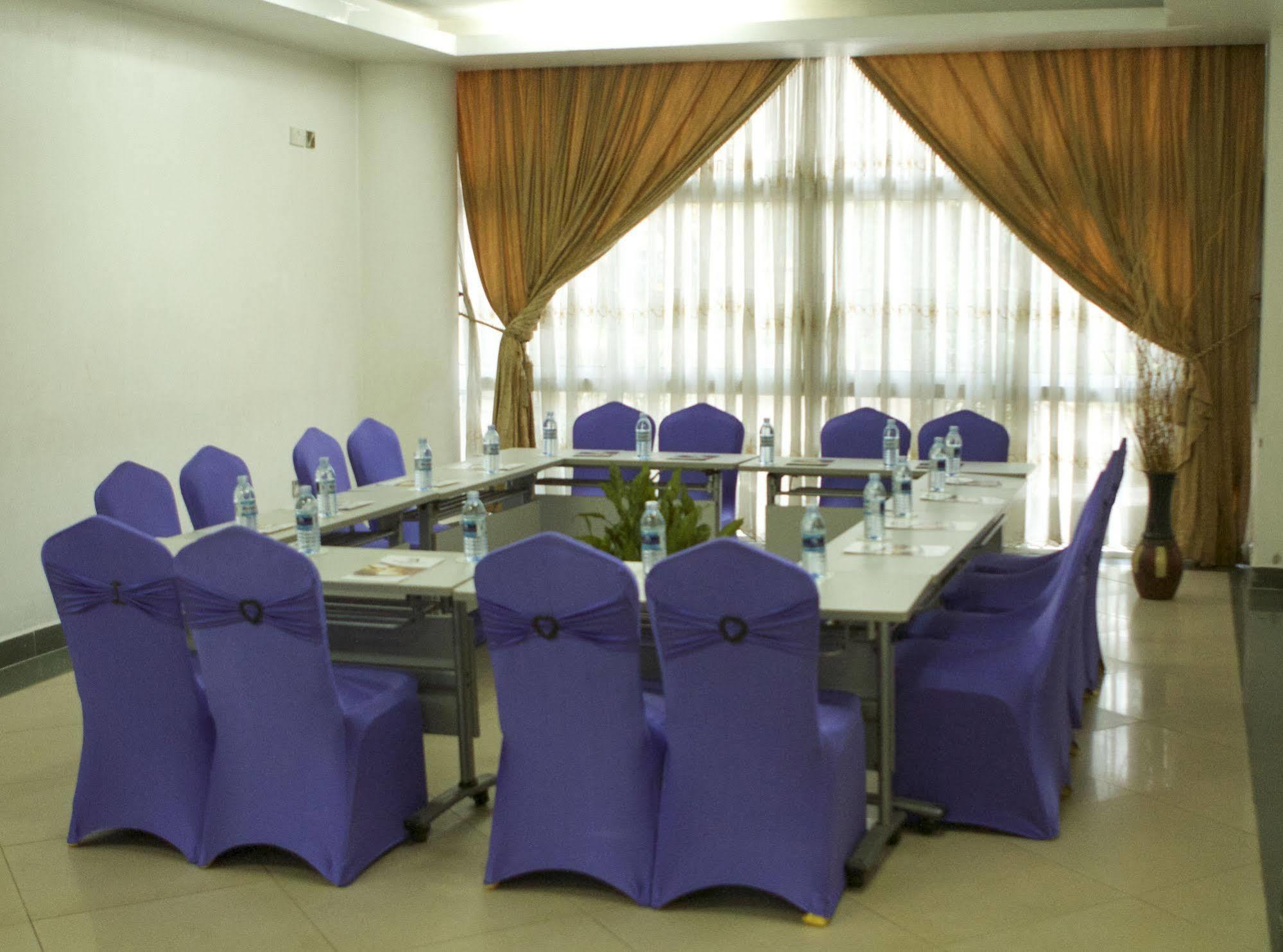 Hotel Sojovalo คัมพาลา ภายนอก รูปภาพ